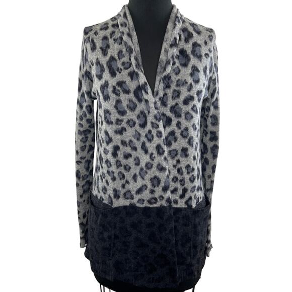 White + Warren Gray Black Leopard Print Open Front Cashmere Sweater Top Size XS - Picture 1 of 11